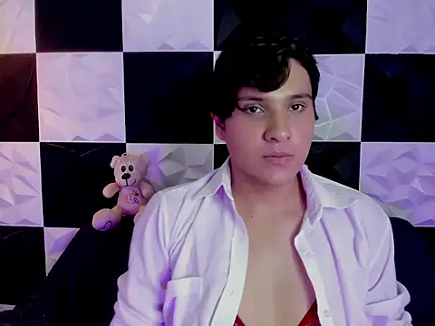 Snapshot of SamLopez1 chatting on November 25, 2025, 3:07 am SamLopez1 online show from November 25, 2025, 3:07 am