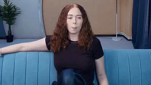 Snapshot of AddieOsler chatting on July 18, 2026, 7:22 pm AddieOsler online show from July 18, 2026, 7:22 pm