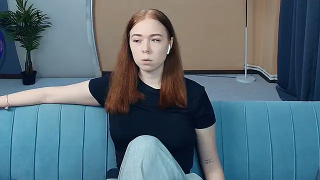 Snapshot of AddieOsler chatting on August 2, 2026, 6:16 pm AddieOsler online show from August 2, 2026, 6:16 pm