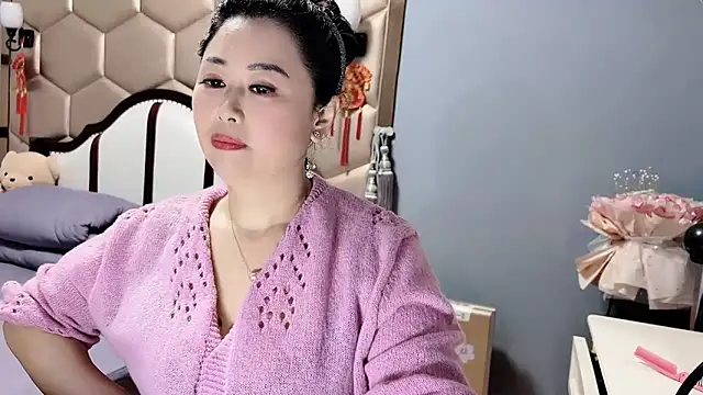 yaoyao22678 online show from April 30, 2026, 1:45 am