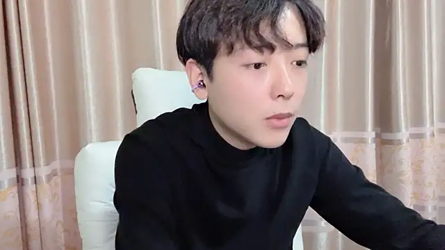 Snapshot of xiaoxiao1025 chatting on October 26, 2025, 12:49 pm xiaoxiao1025 online show from October 26, 2025, 12:49 pm