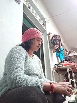 Sabhana cuty online show from December 22, 2025, 2:01 am