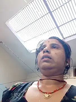 Sabhana cuty online show from November 12, 2025, 3:32 am