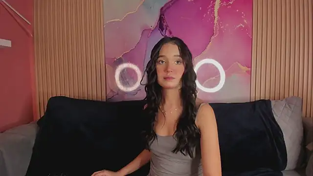 NhoanBrunette online show from February 20, 2026, 2:19 pm