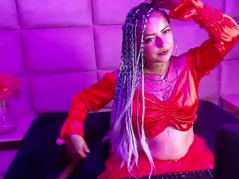 Sweetsinsn  online show from October 25, 2025, 8:20 pm