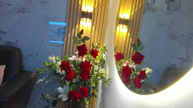 Snapshot of Nayla_Monroee chatting on November 5, 2025, 12:52 pm Nayla Monroee online show from November 5, 2025, 12:52 pm