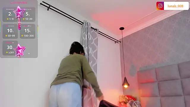 Luna Bella3 online show from March 12, 2026, 11:47 am