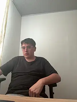 Snapshot of Sam_Rush chatting on June 17, 2026, 9:36 pm Sam Rush online show from June 17, 2026, 9:36 pm
