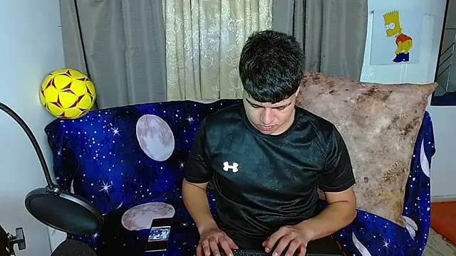 Snapshot of the_boy_king016 chatting on October 30, 2025, 8:12 am the boy king016 online show from October 30, 2025, 8:12 am