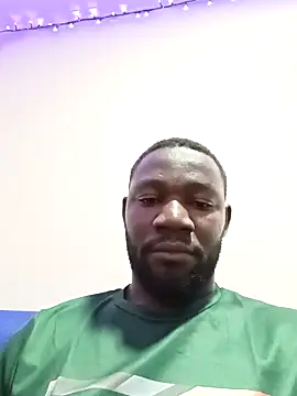 Snapshot of shoodly99 chatting on December 3, 2025, 2:23 am shoodly99 online show from December 3, 2025, 2:23 am