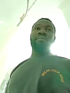 Snapshot of shoodly99 chatting on November 7, 2025, 1:54 am shoodly99 online show from November 7, 2025, 1:54 am