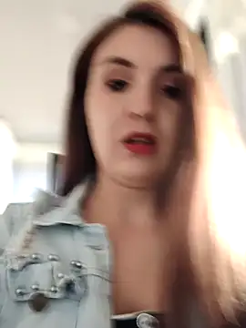 Snapshot of Alyah_1-2 chatting on December 5, 2025, 2:59 pm Alyah 1-2 online show from December 5, 2025, 2:59 pm