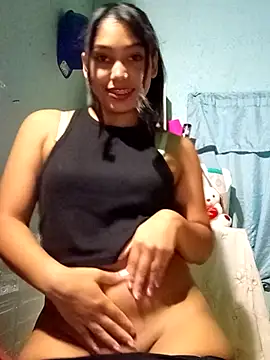 aleexacandy online show from November 11, 2025, 1:06 pm