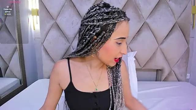 Snapshot of violett_rabbit_ chatting on November 27, 2025, 8:20 pm violett rabbit online show from November 27, 2025, 8:20 pm