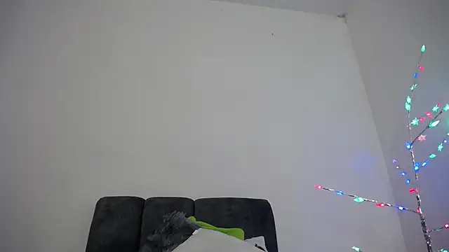 Mia fox29 online show from December 18, 2025, 10:30 am