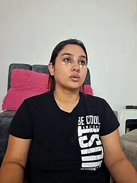 Mia fox29 online show from November 15, 2025, 10:41 am