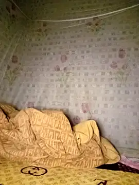 Snapshot of doremi-z chatting on October 31, 2025, 11:40 am doremi-z online show from October 31, 2025, 11:40 am