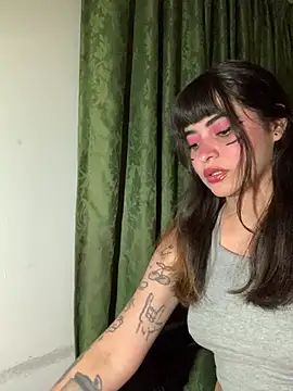 Annagoth  online show from February 14, 2026, 11:27 pm