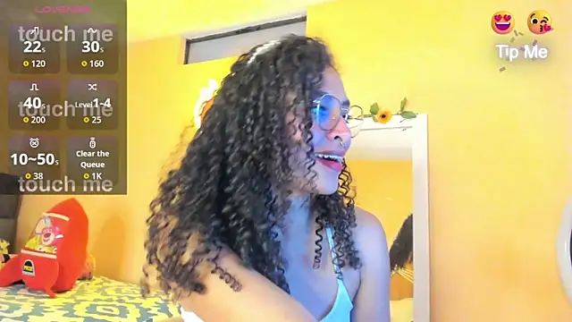 Keniia rizz online show from May 13, 2026, 7:21 pm