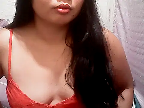 Snapshot of MahusaynaPiinay chatting on July 5, 2026, 10:27 pm MahusaynaPiinay online show from July 5, 2026, 10:27 pm