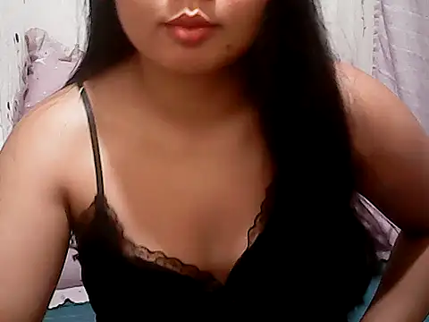 Snapshot of MahusaynaPiinay chatting on May 22, 2026, 11:25 pm MahusaynaPiinay online show from May 22, 2026, 11:25 pm