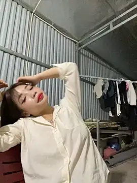 Zlienr023 online show from December 2, 2025, 2:52 pm