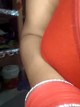 Snapshot of CUTE-GIRL-1 chatting on November 27, 2025, 4:24 am CUTE-GIRL-1 online show from November 27, 2025, 4:24 am