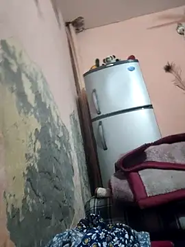 Snapshot of CUTE-GIRL-1 chatting on November 25, 2025, 11:21 am CUTE-GIRL-1 online show from November 25, 2025, 11:21 am