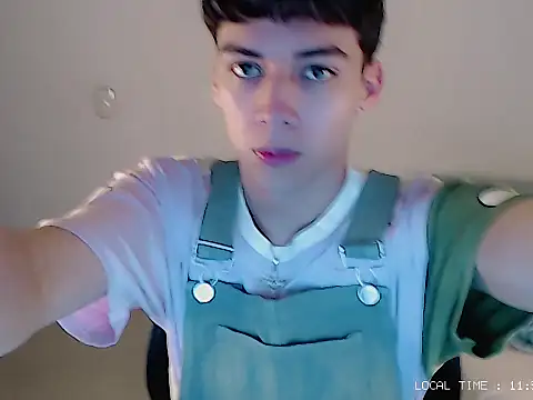 Sett 01 online show from November 23, 2025, 4:55 am