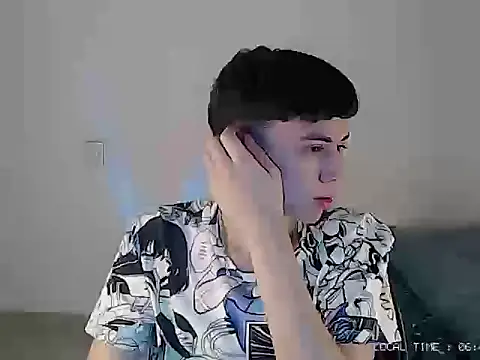 Snapshot of Sett_01 chatting on October 31, 2025, 11:44 pm Sett 01 online show from October 31, 2025, 11:44 pm