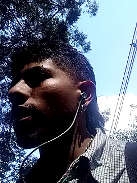 Snapshot of SkinniYamo chatting on March 9, 2026, 7:17 pm SkinniYamo online show from March 9, 2026, 7:17 pm