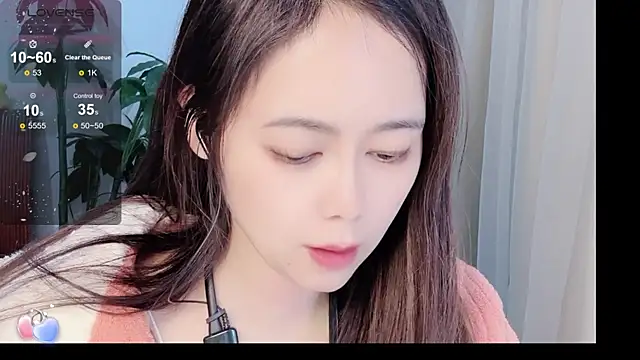 Snapshot of Tangt- chatting on November 18, 2025, 7:00 am Tangt- online show from November 18, 2025, 7:00 am