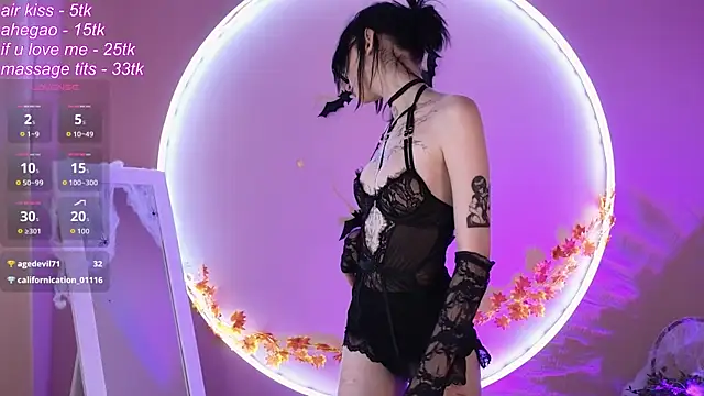 Snapshot of X_xxrayna chatting on October 28, 2025, 9:19 am X xxrayna online show from October 28, 2025, 9:19 am