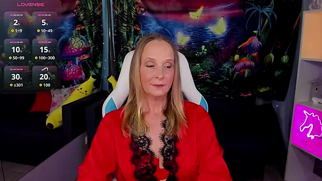 Snapshot of ScarlettPalmer chatting on August 2, 2026, 10:13 am ScarlettPalmer online show from August 2, 2026, 10:13 am