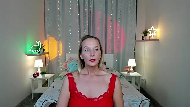 Snapshot of ScarlettPalmer chatting on October 27, 2025, 11:33 am ScarlettPalmer online show from October 27, 2025, 11:33 am