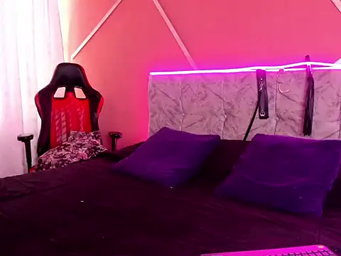 CleareRems online show from December 14, 2025, 1:17 pm