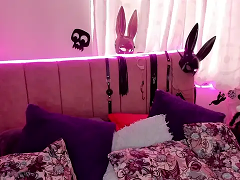 CleareRems online show from November 20, 2025, 1:12 pm