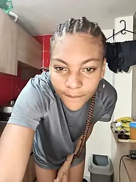 Snapshot of leona_sumiza chatting on November 24, 2025, 10:59 am leona sumiza online show from November 24, 2025, 10:59 am