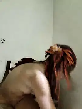 Snapshot of leona_sumiza chatting on November 13, 2025, 10:57 pm leona sumiza online show from November 13, 2025, 10:57 pm