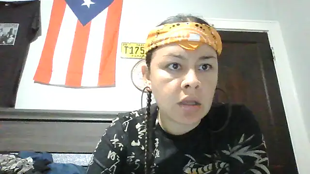 1SexyPanaRican online show from November 11, 2025, 1:11 am