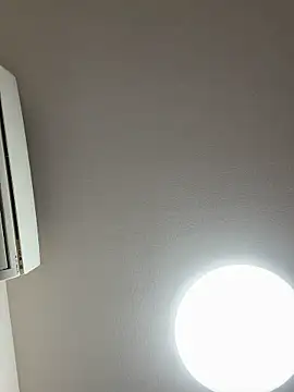 isao752702 online show from December 16, 2025, 10:52 am