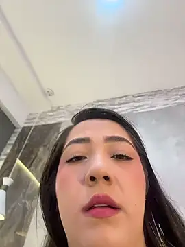 Hannahpradaa  online show from January 19, 2026, 11:25 am