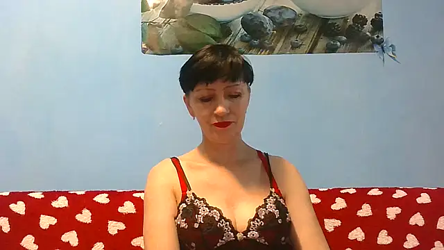 IffetLove42 online show from June 7, 2026, 9:36 am