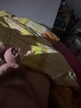 Ilovemilf1 online show from December 17, 2025, 9:53 pm