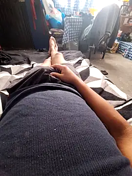 Snapshot of sanz957 chatting on March 15, 2026, 1:01 am sanz957 online show from March 15, 2026, 1:01 am