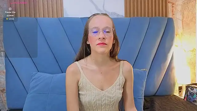 Snapshot of Salome_cruxx chatting on July 1, 2026, 11:43 am Salome cruxx online show from July 1, 2026, 11:43 am