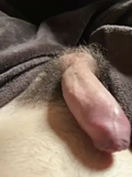 Snapshot of Goldendickinyou chatting on April 1, 2026, 1:52 pm Goldendickinyou online show from April 1, 2026, 1:52 pm