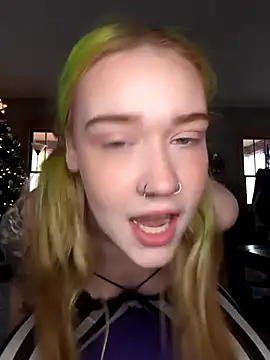 mattiethebaddieee online show from November 24, 2025, 6:41 pm