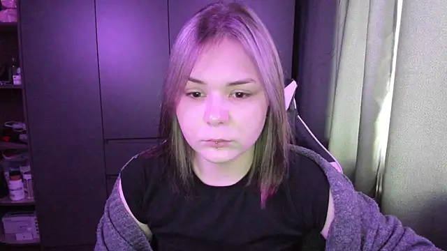 Snapshot of sophia_lix chatting on December 22, 2025, 6:24 am sophia lix online show from December 22, 2025, 6:24 am