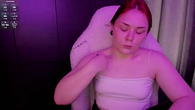 sophia lix online show from July 18, 2026, 10:40 pm